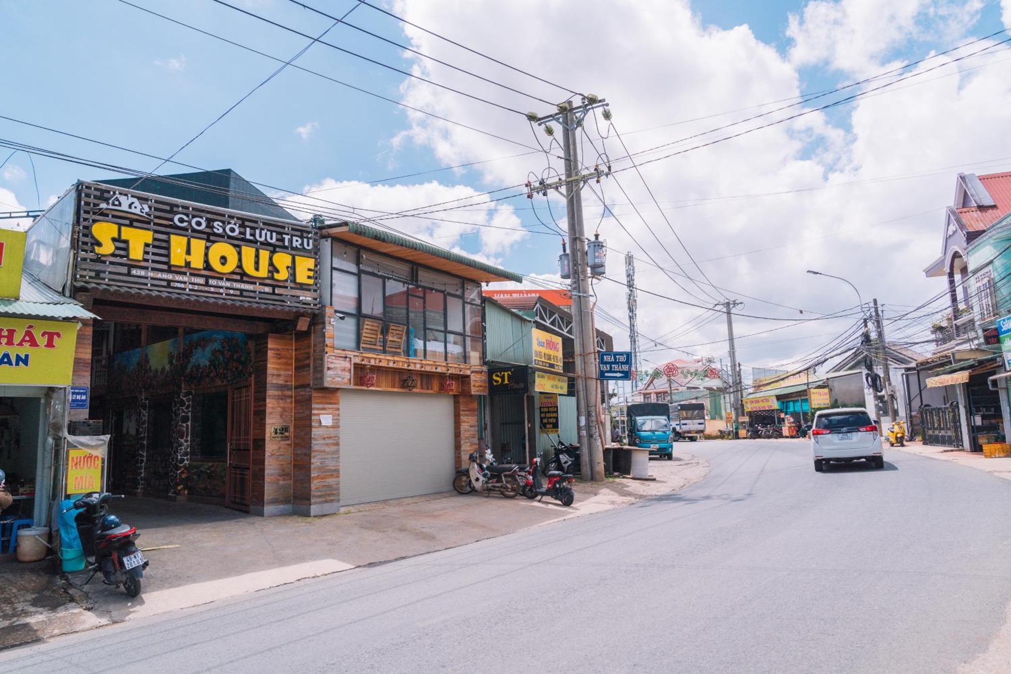 Hotel St House Dalat Zewnętrze zdjęcie